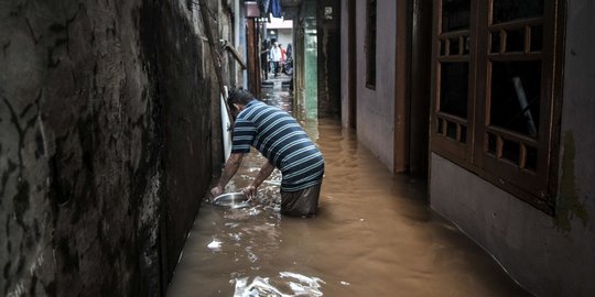 Air Hujan Diserap Tanah atau Dibuang ke Laut untuk Cegah Banjir DKI?