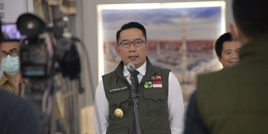 Sebagian Warga Jabar Masih Ragu Kehalalan Vaksin Covid, Ridwan Kamil Lakukan Cara Ini