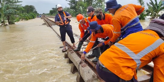 Kereta Jarak Jauh Masih Terdampak Banjir, PT KAI Tawarkan Opsi Refund Tiket