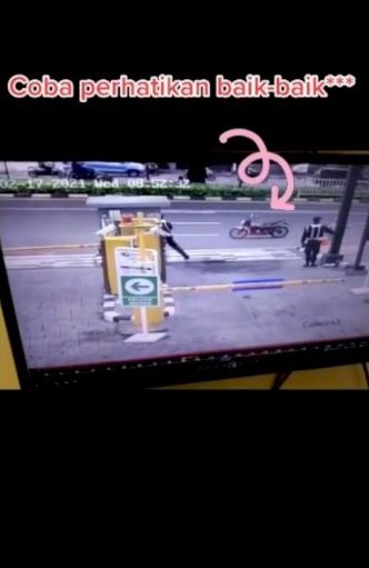 viral video motor jalan sendiri