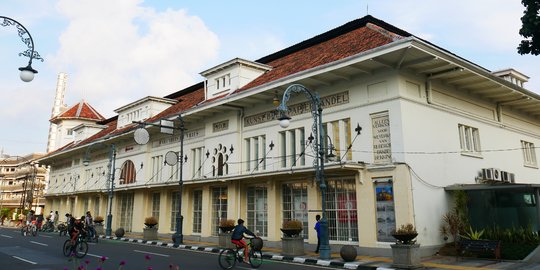 Jalan Asia-Afrika, Kawasan Bersejarah dan Pusat Kota Tua di Bandung