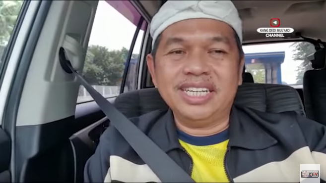 potret dedi mulyadi jemput mobil mewahnya