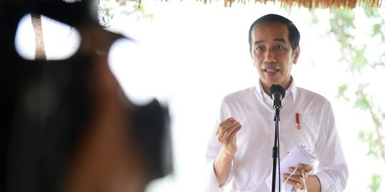 Jokowi Targetkan Tanggul Citarum yang Jebol Selesai dalam 2 Hari