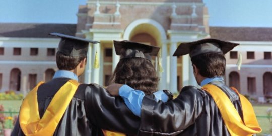 Kecamatan Ini Bikin Program Inspiratif, Bisa Bantu Biayai Kuliah Warganya