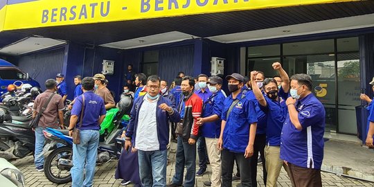 18 DPC NasDem di Surabaya Demo Tagih Transparansi Penggunaan Dana Banpol