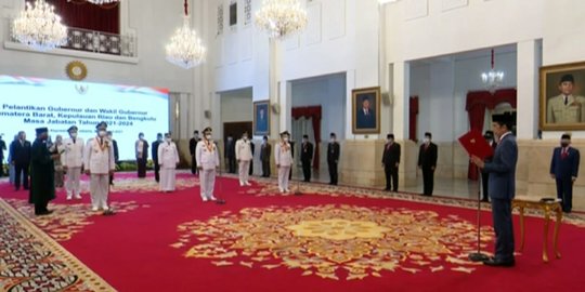 Jokowi Lantik Gubernur Terpilih Sumatera Barat, Kepri dan Bengkulu di Istana Negara