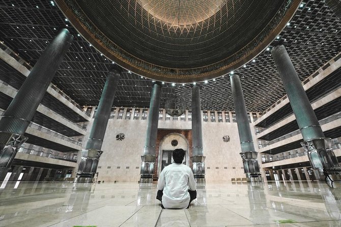 atta halilintar di masjid istiqlal