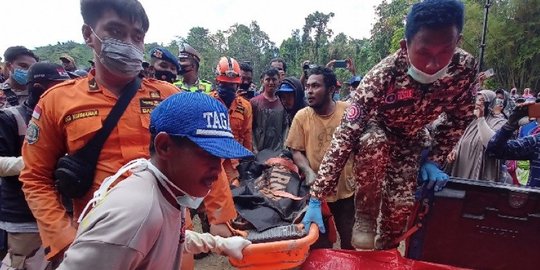 Tiga Jasad Korban Longsor Area Penambang Emas Tanpa Izin Berhasil Dievakuasi