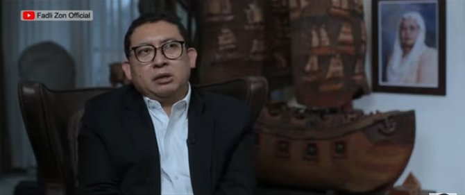 fadli zon kenang mendiang ibundanya