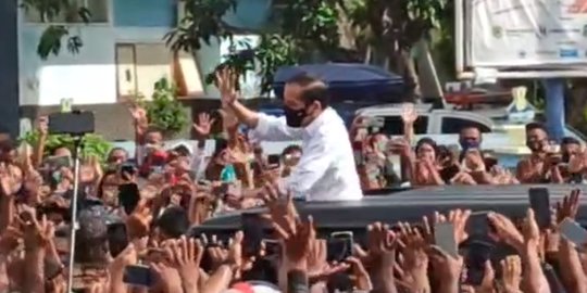 Kerumunan Saat Jokowi di NTT Dinilai Tak Bisa Jadi Dalih Membebaskan Rizieq Syihab