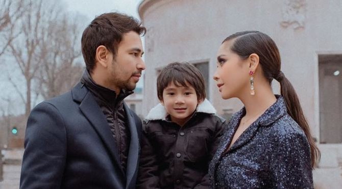 raffi gigi tukar kado