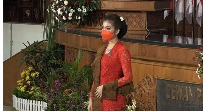 ini gaya 3 istri pejabat daerah yang curi perhatian