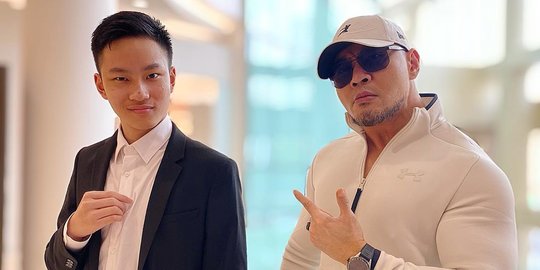 Intip Video Azka Corbuzier Latihan Menembak, Asli Keren Banget