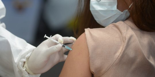 CEK FAKTA: Tidak Benar Pemerintah Tak Beri Kompensasi Jika Vaksinasi Gagal