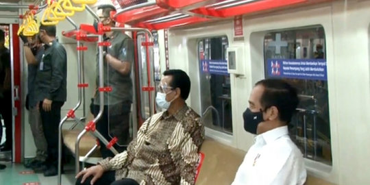 Jajal KRL Yogya-Klaten, Jokowi Pesan Kemenhub Bikin Transportasi Ramah Lingkungan
