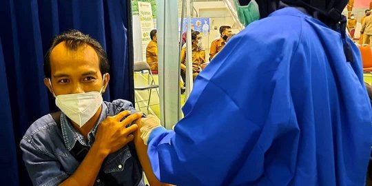 Pemprov Riau Mulai Vaksinasi Covid-19 Tahap Kedua