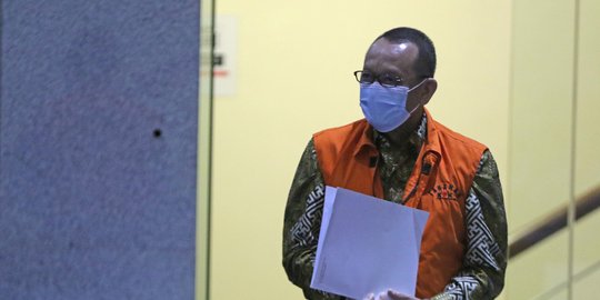 Eks Sekretaris MA Nurhadi Dituntut 12 Tahun, Menantu 11 Tahun Penjara