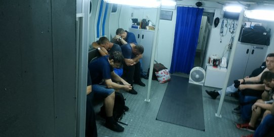 Speedboat Tenggelam di Perairan Balikpapan, 23 Orang sempat Terombang Ambing