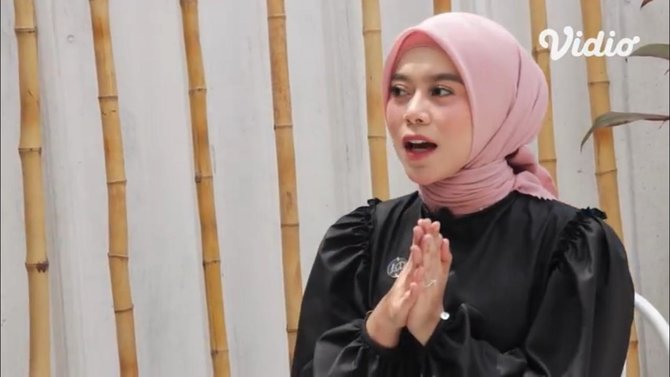 lesty kejora merambah dunia bisnis