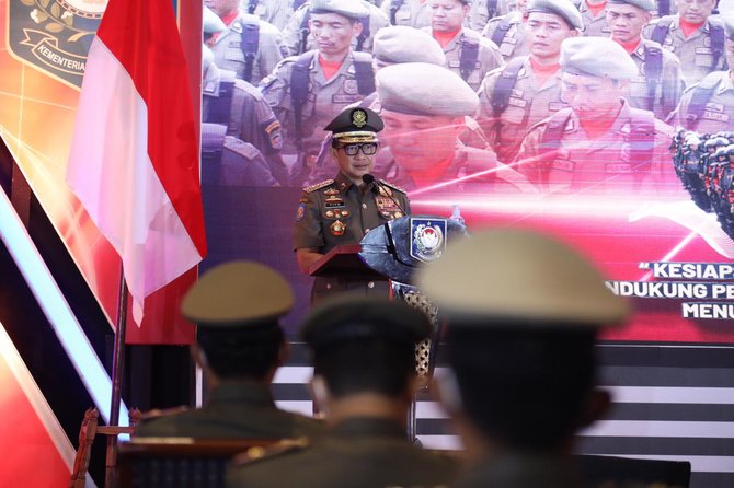 mendagri tito karnavian saat acara hut satpol pp