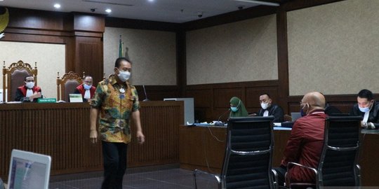 Sidang Tuntutan Djoko Tjandra, DPR Minta Putusan Hakim Atas Pinangki Jadi Barometer