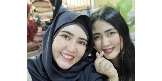 Potret Terbaru Pedangdut Via Vallen Pakai Hijab, Penampilannya Bikin Pangling