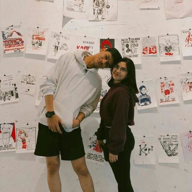 momen kebersamaan ziva magnola dan sang kekasih yang berprofesi pilot