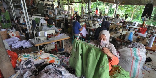 Melihat UMKM Konveksi Desa Curug yang Mampu Bertahan di Masa Pandemi