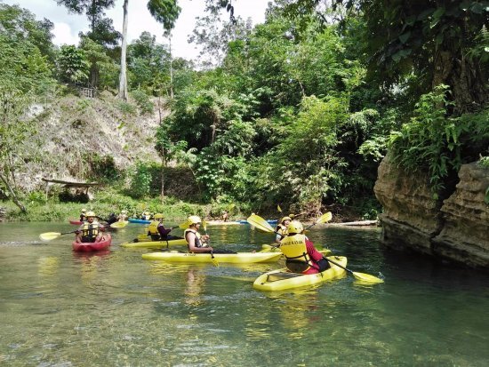 ada banyak spot menarik ini serunya wisata sungai landak di sumut