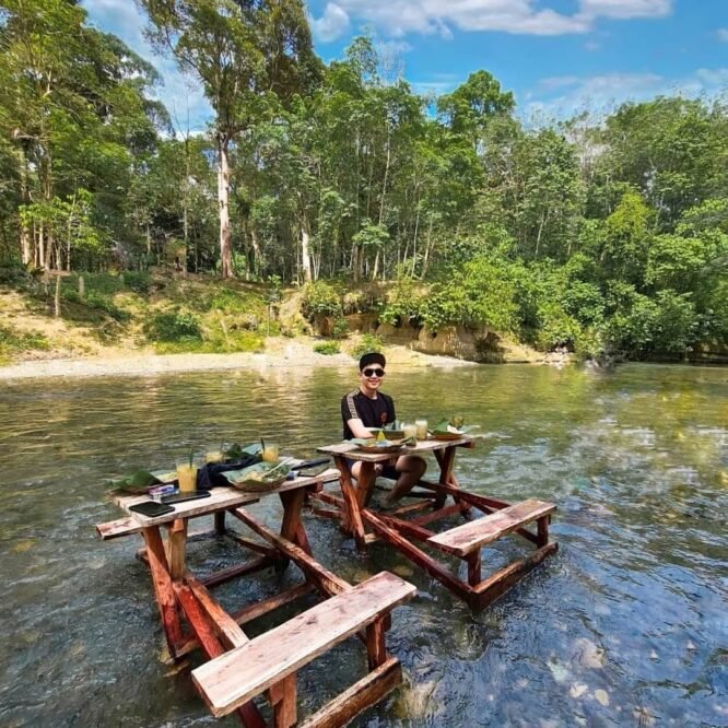 ada banyak spot menarik ini serunya wisata sungai landak di sumut