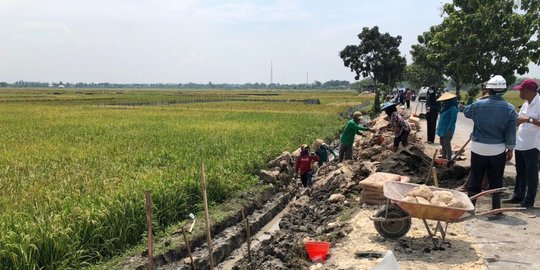 program padat karya pupr per awal maret 2021 telah serap 700.000 pekerja