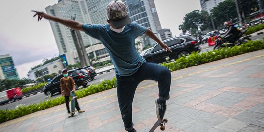 Cegah Warga Main di Trotoar, Pemprov DKI akan Tambah Tempat Bermain Skateboard