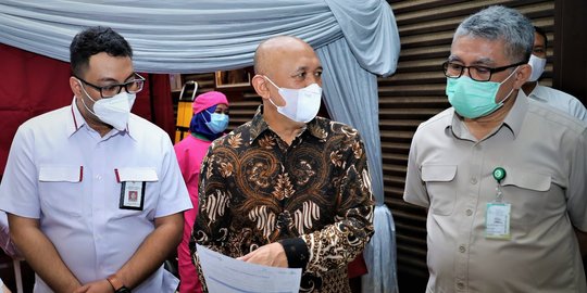 Menkop Teten Ajukan Pelaku Koperasi dan UMKM di Daerah Disuntik Vaksin Covid-19