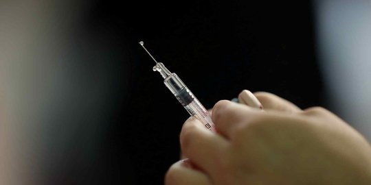 vaksin astrazeneca tiba di indonesia