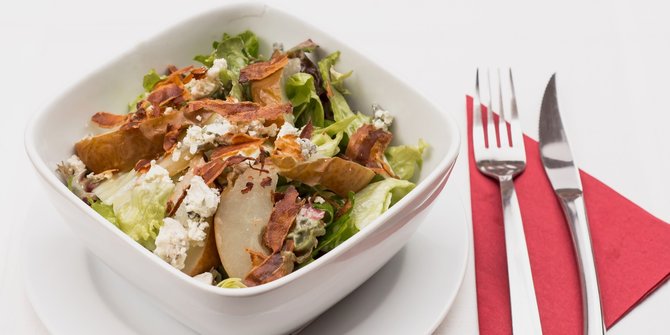 10 Resep Salad Sayuran Segar dan Nikmat dari Berbagai Negara