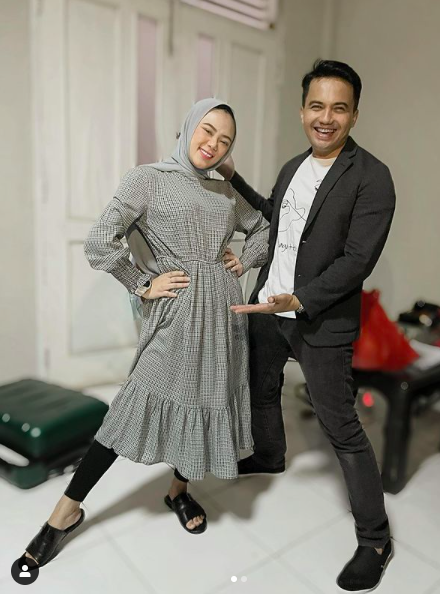 adu akting intip potret kompak agnes cefira jebolan pop academy dan sahrul gunawan