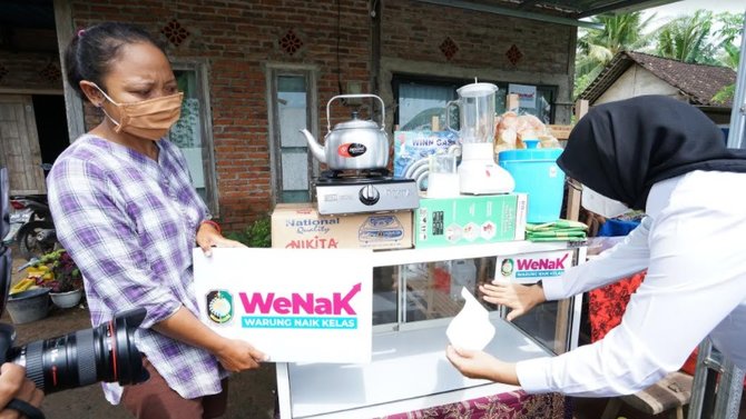 bupati banyuwangi mulai program wenak