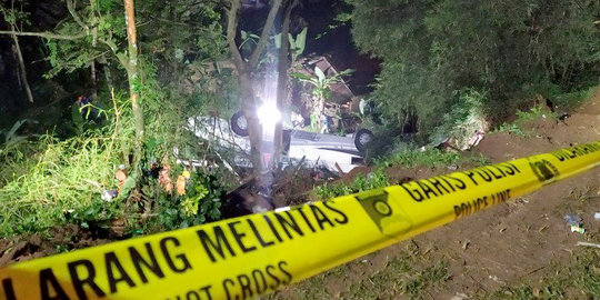 Bus Terperosok ke Jurang di Sumedang Berkapasitas 62 Penumpang