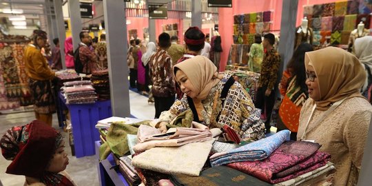 bi ajak masyarakat cintai produk umkm dengan belanja di karya kreatif indonesia 2021