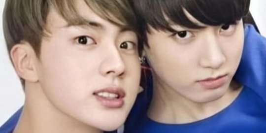 Tingkah Menggemaskan Jungkook BTS Melepas Jaket yang Dipakai Jin Saat Kedinginan