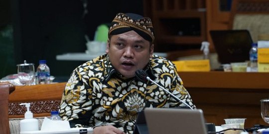 Komisi IX DPR: PPKM Berpengaruh pada Penurunan Kasus Covid-19