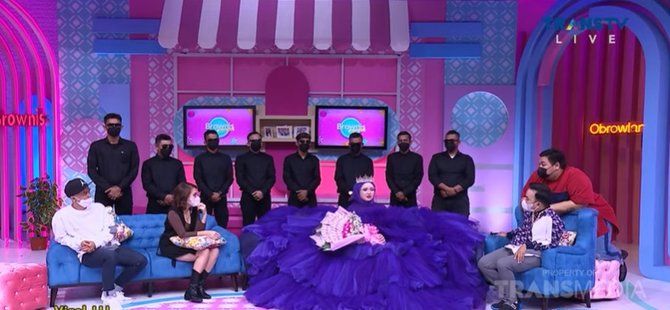 takut haters wanita cantik asal aceh ini dikawal 9 bodyguard setiap pergi