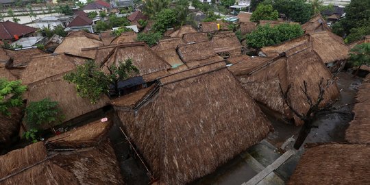 Menyusuri Desa Sade, Kampung Suku Asli Sasak Lombok