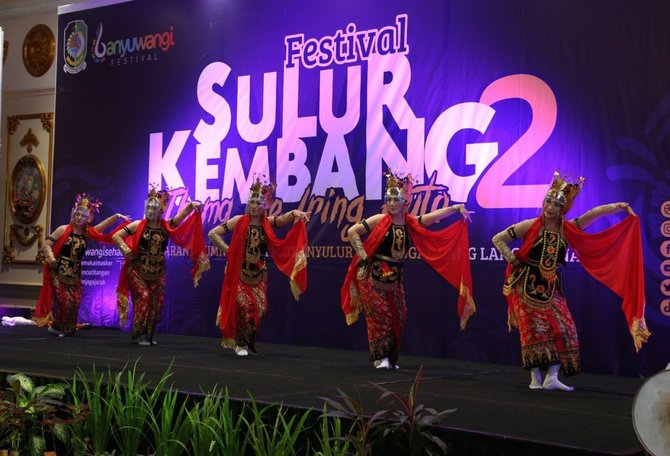 kenang karya maestro tari banyuwangi gelar festival kembang sulur