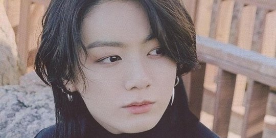 Jungkook BTS Lakukan Aksi Sulap di Atas Panggung, Suga Sampai Melongo