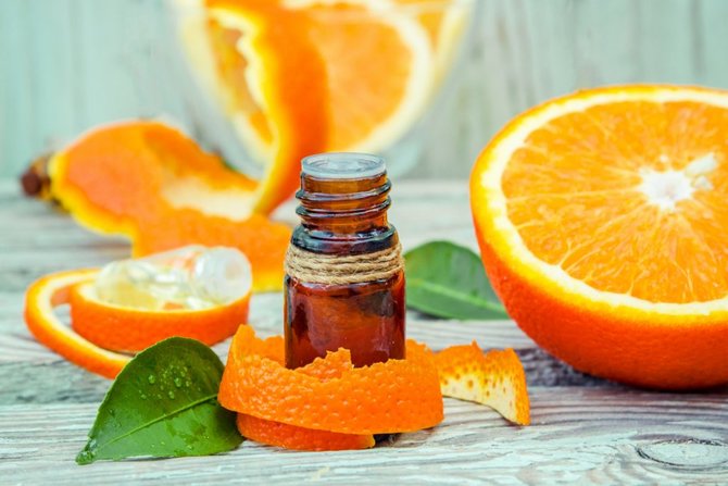 ilustrasi orange oil