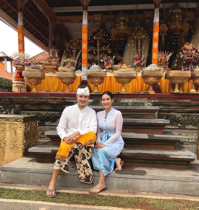 seleb yang rayakan nyepi