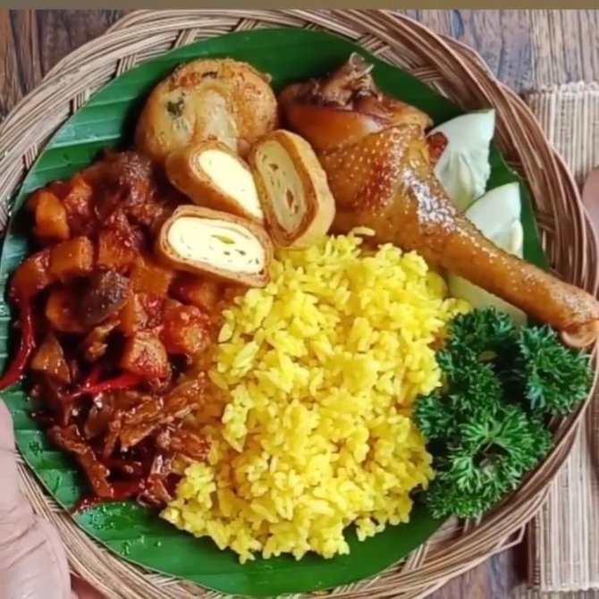 cara membuat nasi kuning