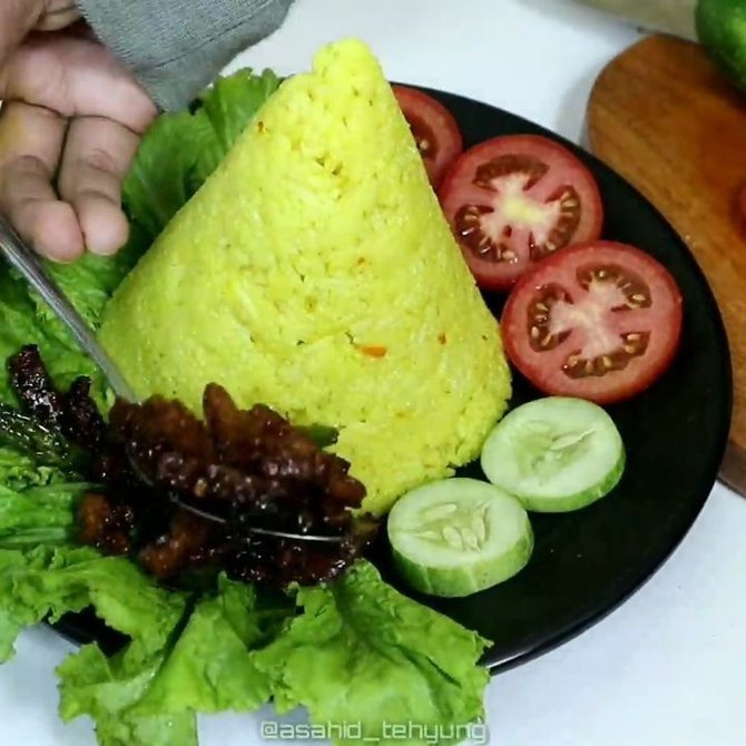 Cara Membuat Nasi Kuning Untuk Ulang Tahun Yang Praktis Gurih Dan