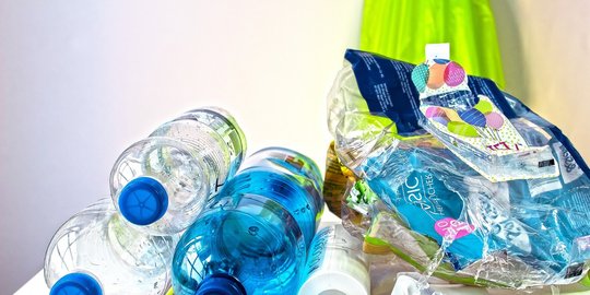 ingatkan penerapan ekonomi sirkular atasi sampah plastik indonesia